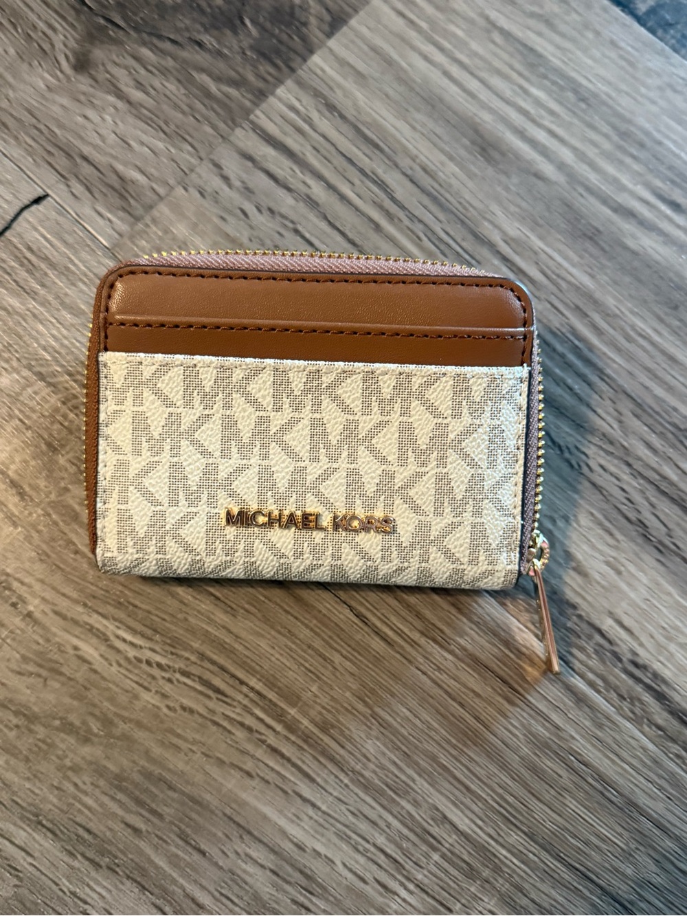 Michael Kors Beige & Brown MK Logo Zip wallet